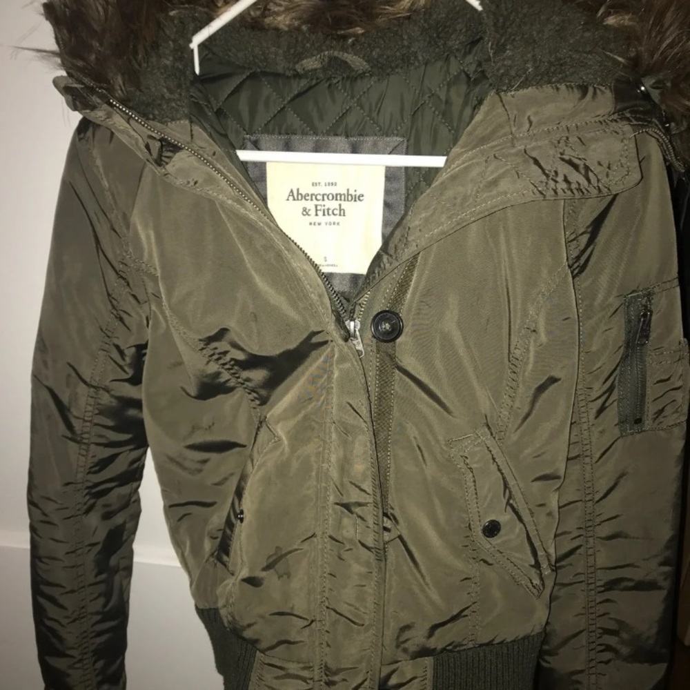 Abercrombie coat small